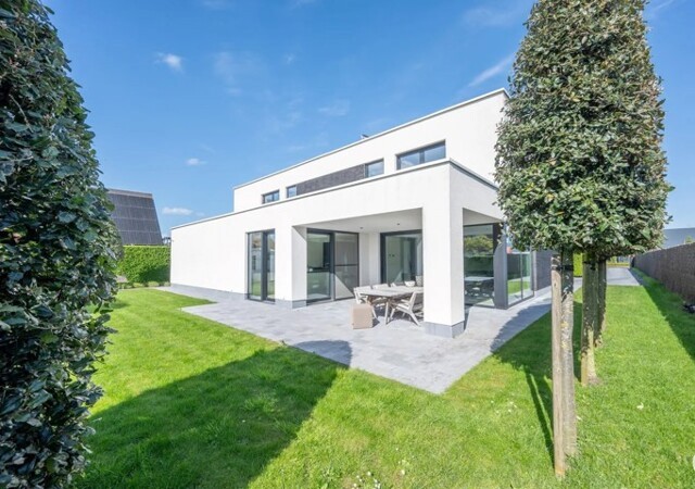  Luxueuse villa moderne à Knokke