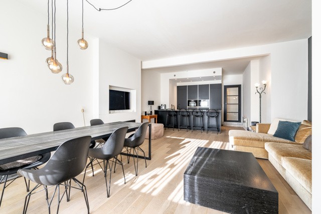 Ruim gelijkvloers appartement op toplocatie 